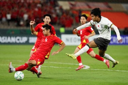 U23国足半场控球占优！媒体人热议：踢出强队足球，看的热血沸腾|越南|中国队|安东尼奥|中国男足|越南足球_新浪体育_新浪新闻