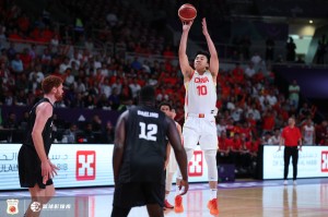 PG电子游戏-媒体人：王俊杰亚洲杯防守全面&amp;低位进攻是亮点 持球水平仍需提高