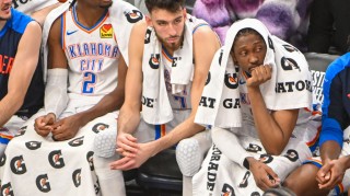 ?美网友热议杰伦威顶薪：2年后雷霆会分道扬镳 第二土豪线来了